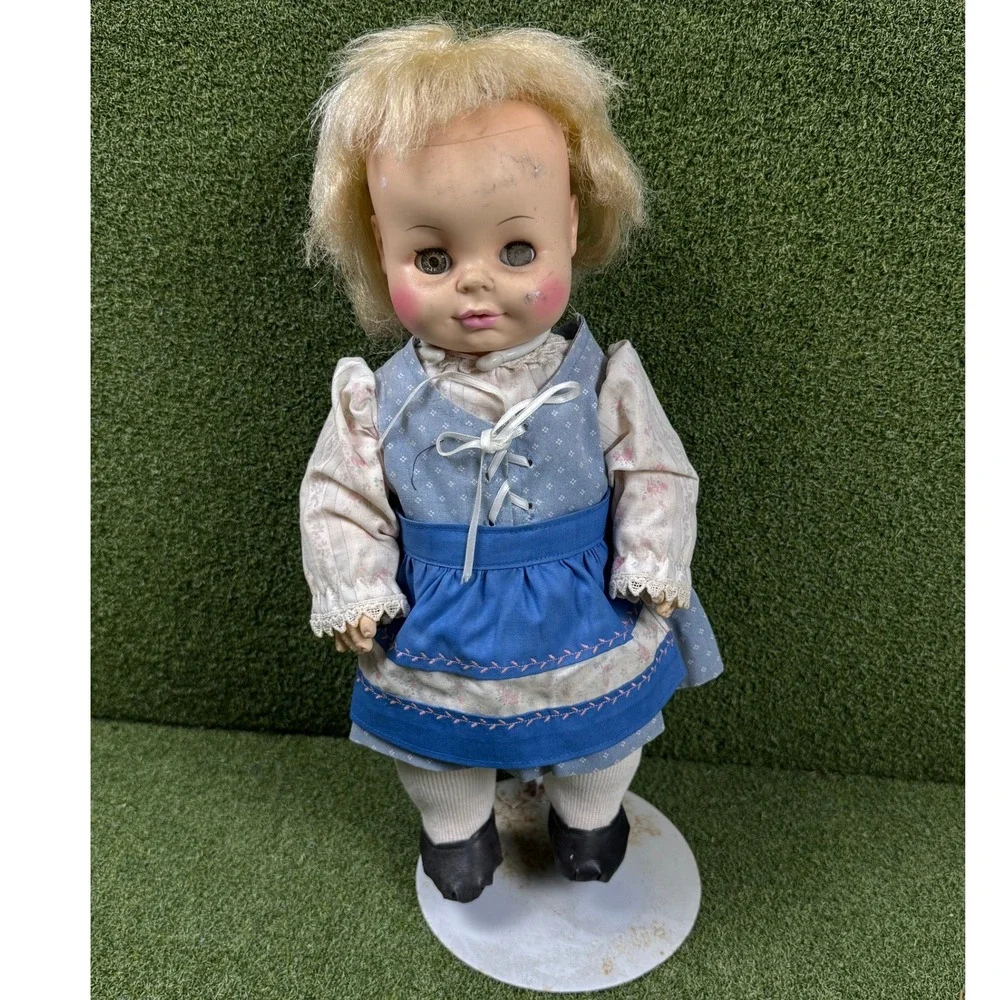 Vintage Porcelain Face Girl Doll Blue Prairie Dress‎ Taiwan Collectible 16in